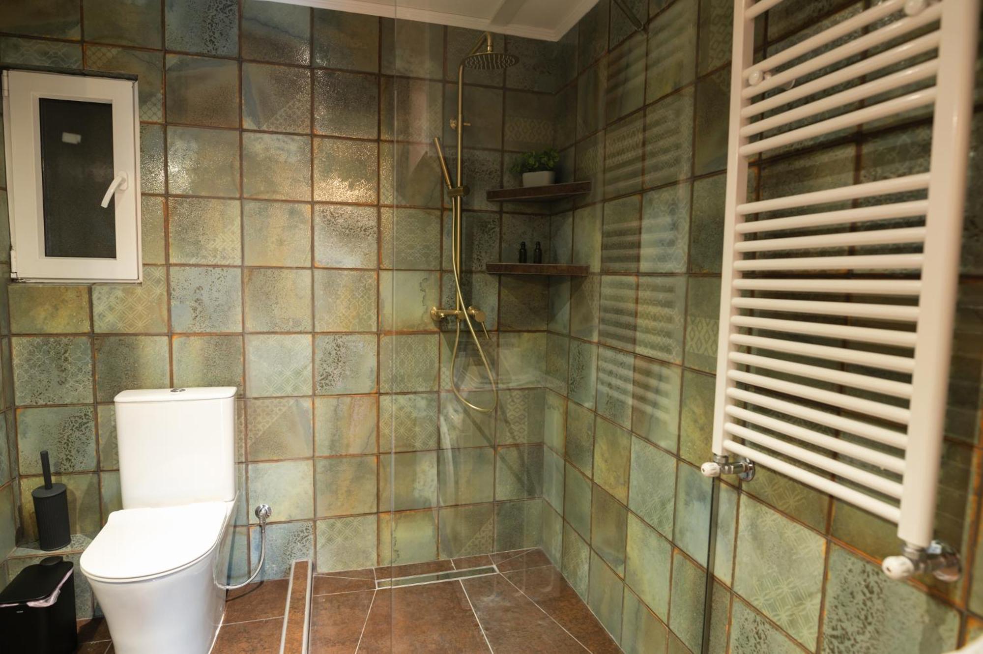 Gardens Of Babylon Suite By Heaven'S Hall Luxury Suites Alejandrópolis Exterior foto